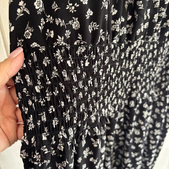 EUC Halogen Floral Smocked Halter Dress XL Black White Maxi Long Sleeveless - Picture 5 of 7